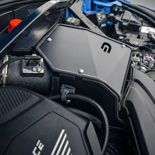 Load image into Gallery viewer, Direnza BMW 1 Series M135i F40 19-24 - Cold Air Induction Kit