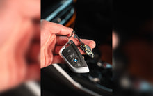 Load image into Gallery viewer, Keyring (BMW M2)