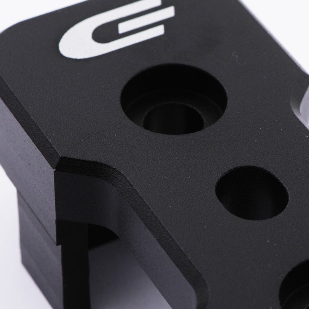 Direnza Audi A4 / S4 / RS4 / A5 / S5 / RS5 / Q5 / SQ5 / B8 / 8T / 8R 08-17 - Gearbox Mount Insert